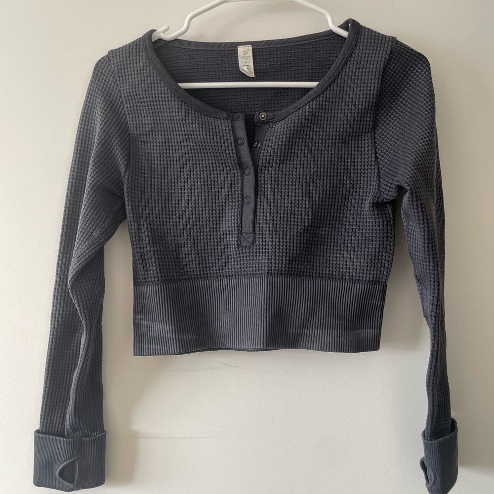 Women's Black Long Sleeve Top